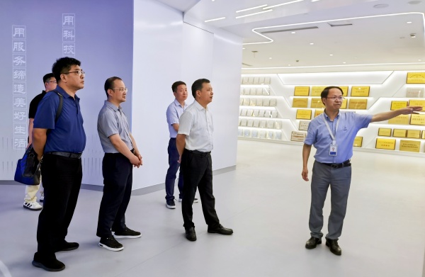 拱墅区人大常委会党组书记、主任鲍一飞带队走访玛雅吧