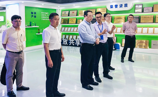 荆门市副市长王宏一行光临玛雅吧调研