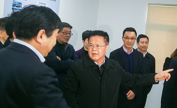 浙江省委副书记郑栅洁调研德清早园笋项目